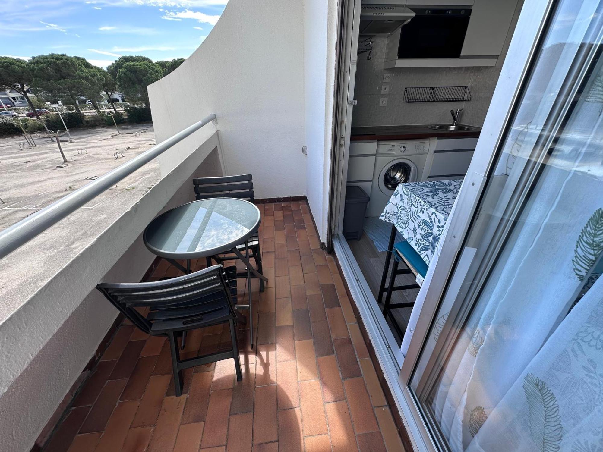 Beau Studio Climatise En Bord De Mer Et Wi-Fi Ле-Гро-дю-Руа Екстер'єр фото
